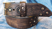 Ishaor Biker Style Brown Leather Belt - Unique Custom Motorcycle Buckle - Mens Fashion Accessory