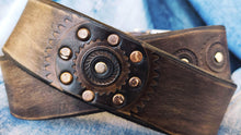 Ishaor Biker Style Brown Leather Belt - Unique Custom Motorcycle Buckle - Mens Fashion Accessory