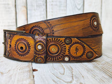 Handmade Leather Belt - Steampunk Style with Gears - 4.2 cm Wide - Yellow with Brown Details and Wash - Perfect for Bikers